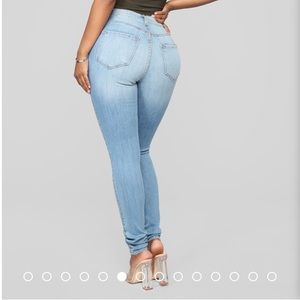 Classic high waist skinny jean- size 1X (NWT)